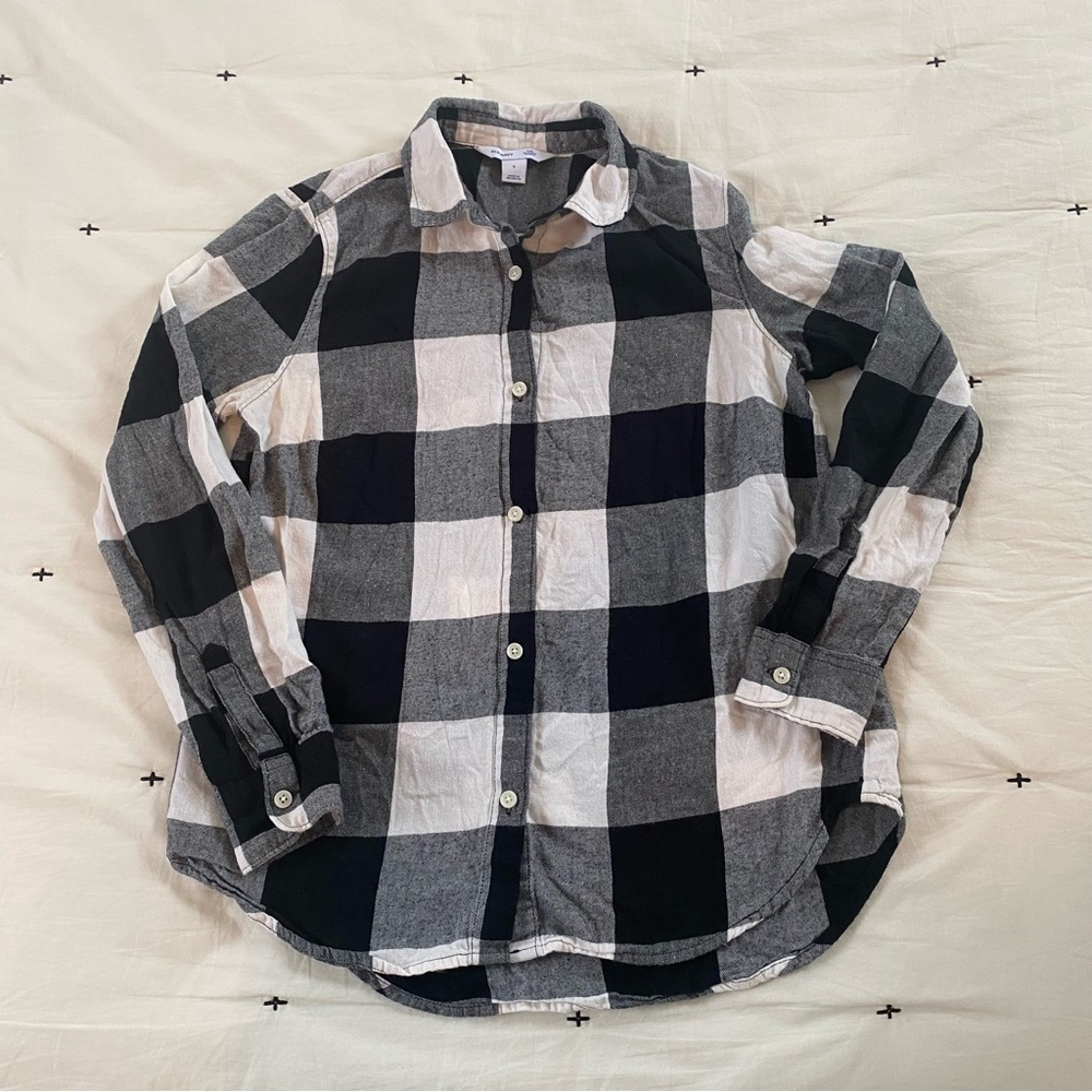 Old Navy Women’s The Classic Shirt Buffalo Plaid Flannel Size Small Black White